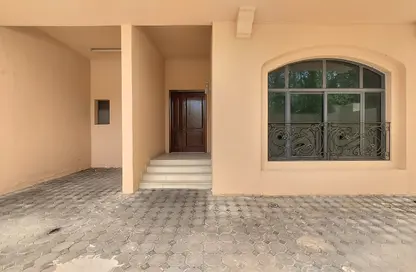 Villa - 7 Bedrooms - 7+ Bathrooms for rent in Al Mushrif Villas - Al Mushrif - Abu Dhabi