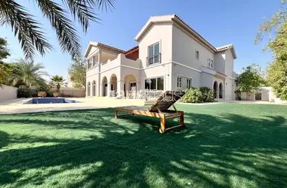 Villa - 5 Bedrooms - 7 Bathrooms for rent in The Centro - The Villa - Dubai