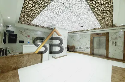 Apartment - 1 Bedroom - 2 Bathrooms for rent in Jumeirah Garden City - Al Satwa - Dubai