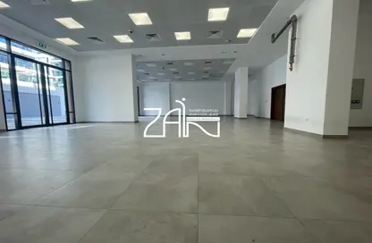 محل - استوديو للايجار في الزينة - شاطئ الراحة - أبوظبي