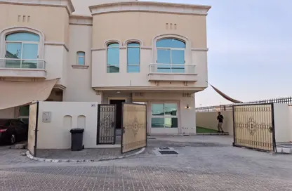 Villa - 4 Bedrooms - 6 Bathrooms for rent in Mohamed Bin Zayed City Villas - Mohamed Bin Zayed City - Abu Dhabi