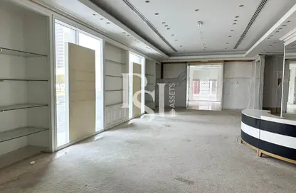 Retail - Studio for rent in Sheleila Tower - Al Khalidiya - Abu Dhabi Retail - Studio for rent in Sheleila Tower - Al Khalidiya - Abu Dhabi