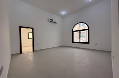 شقة - غرفة نوم - 1 حمام للايجار في مدينة الرياض - أبوظبي