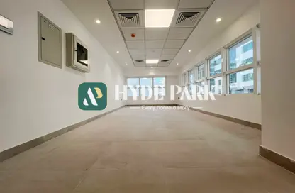 Office Space - Studio - 1 Bathroom for rent in Al Najda Street - Abu Dhabi