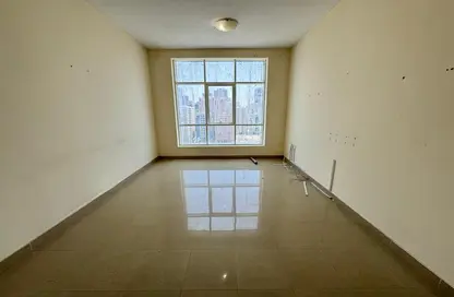 Apartment - 2 Bedrooms - 2 Bathrooms for rent in Al Khan Lagoon - Al Khan - Sharjah