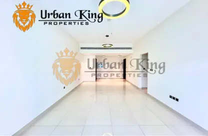 Apartment - 2 Bedrooms - 3 Bathrooms for rent in Emerald Jadaf Metro - Al Jaddaf - Dubai