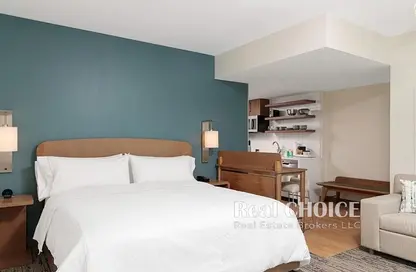 صورة لـ غرفة- غرفة النوم النزل و الشقق الفندقية - 1 حمام للايجار في إليمنت لويستن - الجداف - دبي ، صورة رقم 1