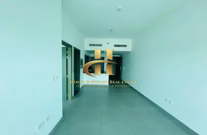 شقة - غرفة نوم - 2 حمامات للايجار في بيلا روز - جنوب البرشاء - البرشاء - دبي