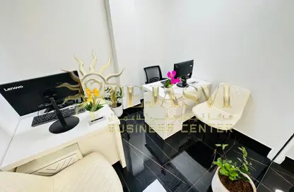 Office Space - Studio - 1 Bathroom for rent in Horizone Building - Port Saeed - Deira - Dubai
