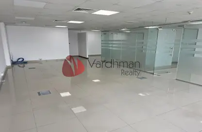 Office Space - Studio - 1 Bathroom for rent in Jumeirah Bay X3 - JLT Cluster X - Jumeirah Lake Towers - Dubai