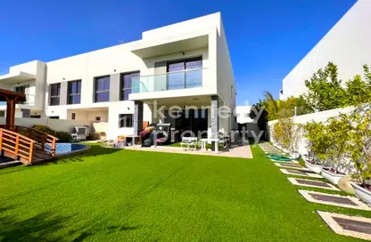 Outdoor House image for: Villa - 4 Bedrooms - 5 Bathrooms for rent in The Cedars - Yas Acres - Yas Island - Abu Dhabi, Image 1