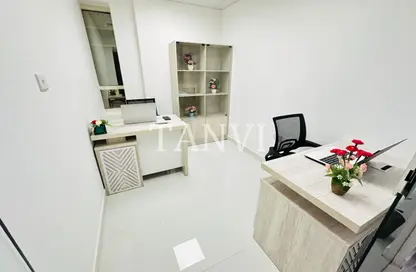 مكتب - استوديو - 1 حمام للايجار في مبنى سيلفر هوم - هور العنز - ديرة - دبي