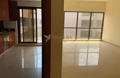 Apartment - 1 Bedroom - 1 Bathroom for rent in Golden Sands 9 - Mankhool - Bur Dubai - Dubai