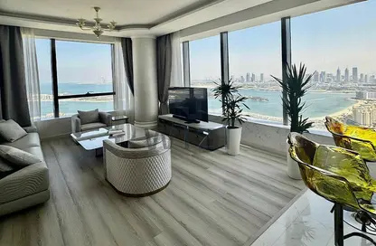 Apartment - 1 Bedroom - 2 Bathrooms for sale in The Palm Tower - Palm Jumeirah - Dubai