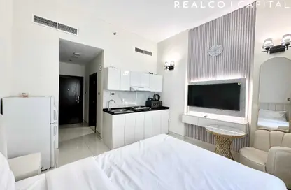 Apartment - Studio - 1 Bathroom for rent in Al Manara Building - Sheikh Zayed Road - Dubai