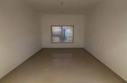 Apartment - 2 Bedrooms - 2 Bathrooms for rent in Al Khan Corniche - Al Khan - Sharjah