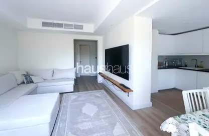 Villa - 2 Bedrooms - 4 Bathrooms for rent in Springs 11 - The Springs - Dubai