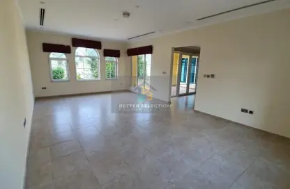 Villa - 3 Bedrooms - 4 Bathrooms for rent in Legacy - Jumeirah Park - Dubai