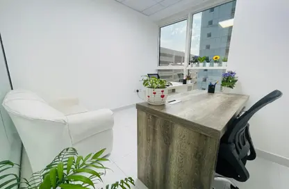 Office Space - Studio - 1 Bathroom for rent in Aspin Tower - Sheikh Zayed Road - Dubai