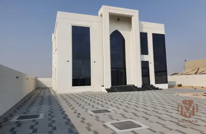 Outdoor Building image for: Villa - 4 Bedrooms - 4 Bathrooms for rent in Um Nahad Third - Dubai Land - Dubai, Image 1