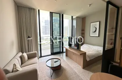 شقة - 1 حمام للايجار في رأسًا على عقب - الخليج التجاري - دبي