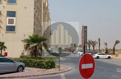 Apartment - 2 Bedrooms - 3 Bathrooms for sale in Al Amira Village - Al Yasmeen - Ajman