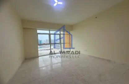 Empty Room image for: Apartment - 2 Bedrooms - 1 Bathroom for rent in Ocean Terrace - Marina Square - Al Reem Island - Abu Dhabi, Image 1