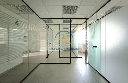 Office Space - Studio - 1 Bathroom for rent in Blue Tower - Sheikh Zayed Road - Dubai