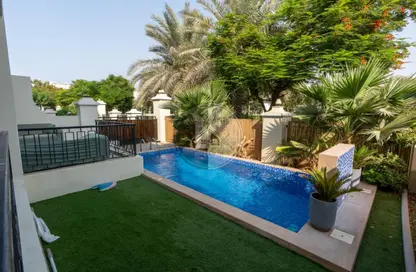 فيلا - 4 غرف نوم - 5 حمامات للبيع في بيتي - قرية الحمرا - رأس الخيمة