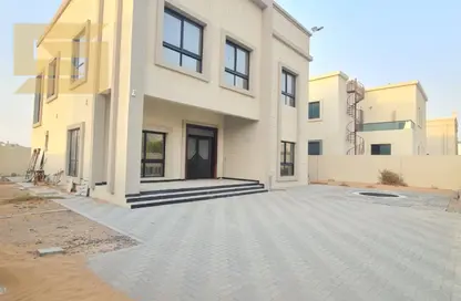 فيلا - 4 غرف نوم - 6 حمامات للايجار في الحليو 1 - الحليو - عجمان