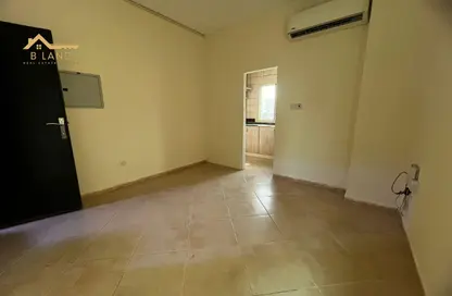 Apartment - Studio - 1 Bathroom for rent in Muweileh Community - Muwaileh Commercial - Sharjah Apartment - Studio - 1 Bathroom for rent in Muweileh Community - Muwaileh Commercial - Sharjah