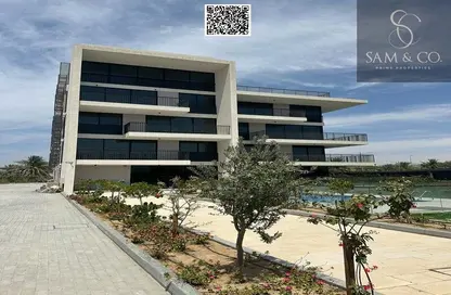 عمارة بالكامل - 8 غرف نوم - 8 حمامات للبيع في مجمع الجولف - الزورا - عجمان