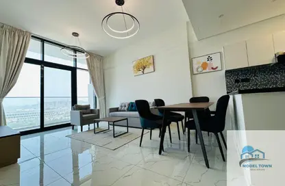 Apartment - 2 Bedrooms - 2 Bathrooms for rent in The Gate - Masdar City - Abu Dhabi