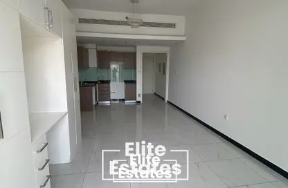 Apartment - Studio - 1 Bathroom for rent in Crystal Residence - Jumeirah Village Circle - Dubai