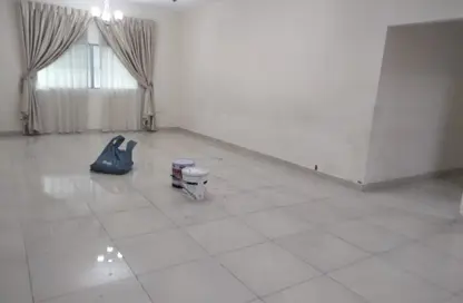 Apartment - 3 Bedrooms - 2 Bathrooms for rent in Al Rashidiya Towers - Al Rashidiya - Ajman Downtown - Ajman