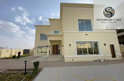 Villa - 5 Bedrooms - 7 Bathrooms for rent in Nad Al Sheba 3 - Nad Al Sheba - Dubai