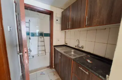 Apartment - Studio - 1 Bathroom for rent in Muwailih Building - Muwaileh - Sharjah