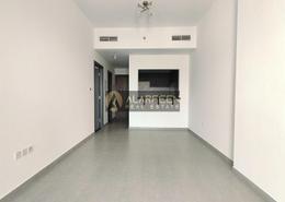 صورةغرفة فارغة لـ: شقة - 1 غرفة نوم - 2 حمامات للبيع في اوركيد ريزيدنس - حديقة دبي العلميه - دبي, صورة 1