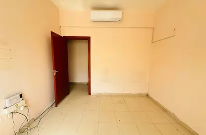 شقة - غرفة نوم - 1 حمام للايجار في طريق فاير ستاشن - مويلح - الشارقة