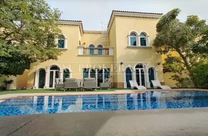 Villa - 3 Bedrooms - 5 Bathrooms for rent in Jumeirah Park - Dubai
