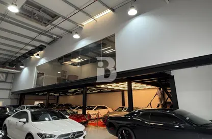 Warehouse - Studio for rent in Al Quoz Industrial Area - Al Quoz - Dubai
