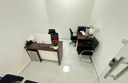 Office Space - Studio - 1 Bathroom for rent in Red Avenue - Al Garhoud - Dubai