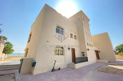 Villa - 5 Bedrooms for rent in The Townhouses at Al Hamra Village - Al Hamra Village - Ras Al Khaimah