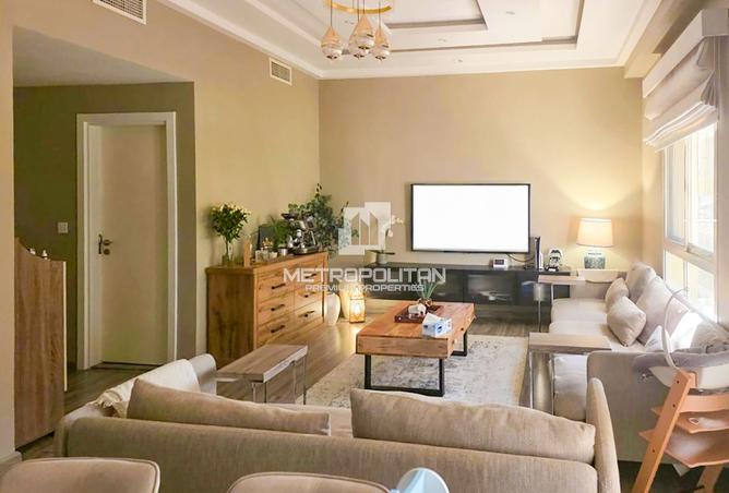 15624200 - Property Image 2