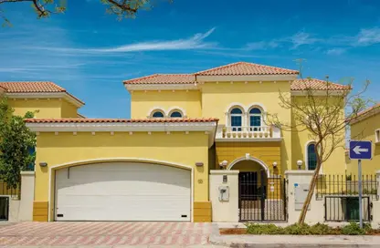 Villa - 4 Bedrooms - 6 Bathrooms for sale in Jumeirah Park Homes - Jumeirah Park - Dubai