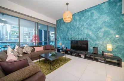 Living Room image for: Apartment - 2 Bedrooms - 2 Bathrooms for rent in Azure - Dubai Marina - Dubai, Image 1