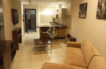 Living Room image for: Apartment - 1 Bedroom - 2 Bathrooms for rent in Hor Al Anz East - Hor Al Anz - Deira - Dubai, Image 1