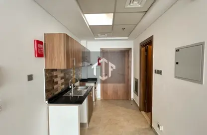 Apartment - Studio - 1 Bathroom for rent in Binghatti Diamonds - Dubai Silicon Oasis - Dubai