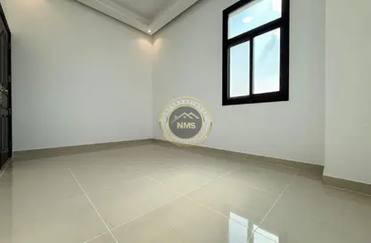 Apartment - Studio - 1 Bathroom for rent in Al Mushrif Villas - Al Mushrif - Abu Dhabi
