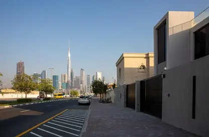 صورة لـ مبنى خارجي فيلا - 5 غرف نوم - 5 حمامات للايجار في فلل الغليريا - الوصل - دبي ، صورة رقم 1